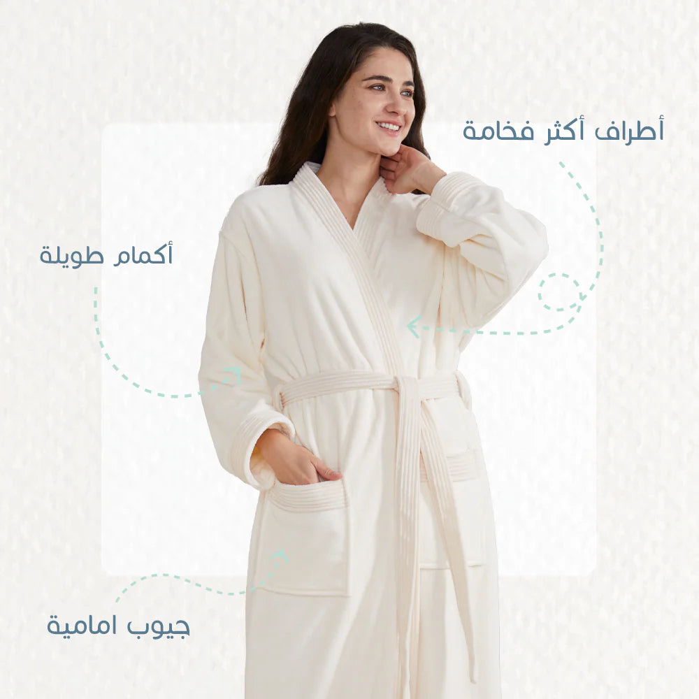 روب حمّام مقاس XL بلون أبيض مائل للصفرة