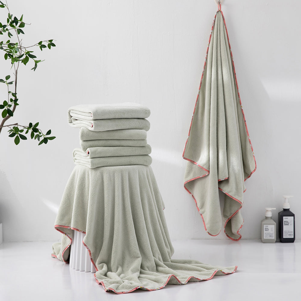 منشفة انيقة فستقي - وسط