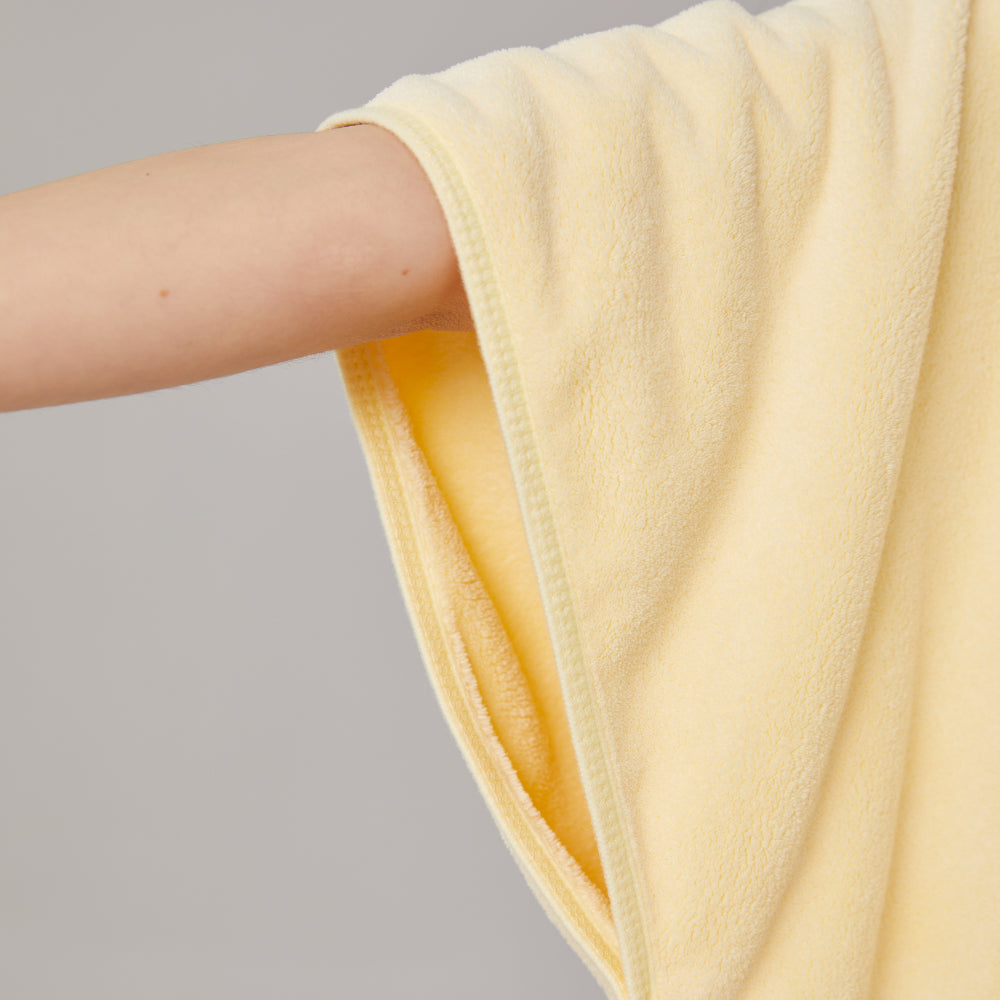 كابا اطفال - اصفر - مخيوط من الجانبين - (4-5 سنوات)