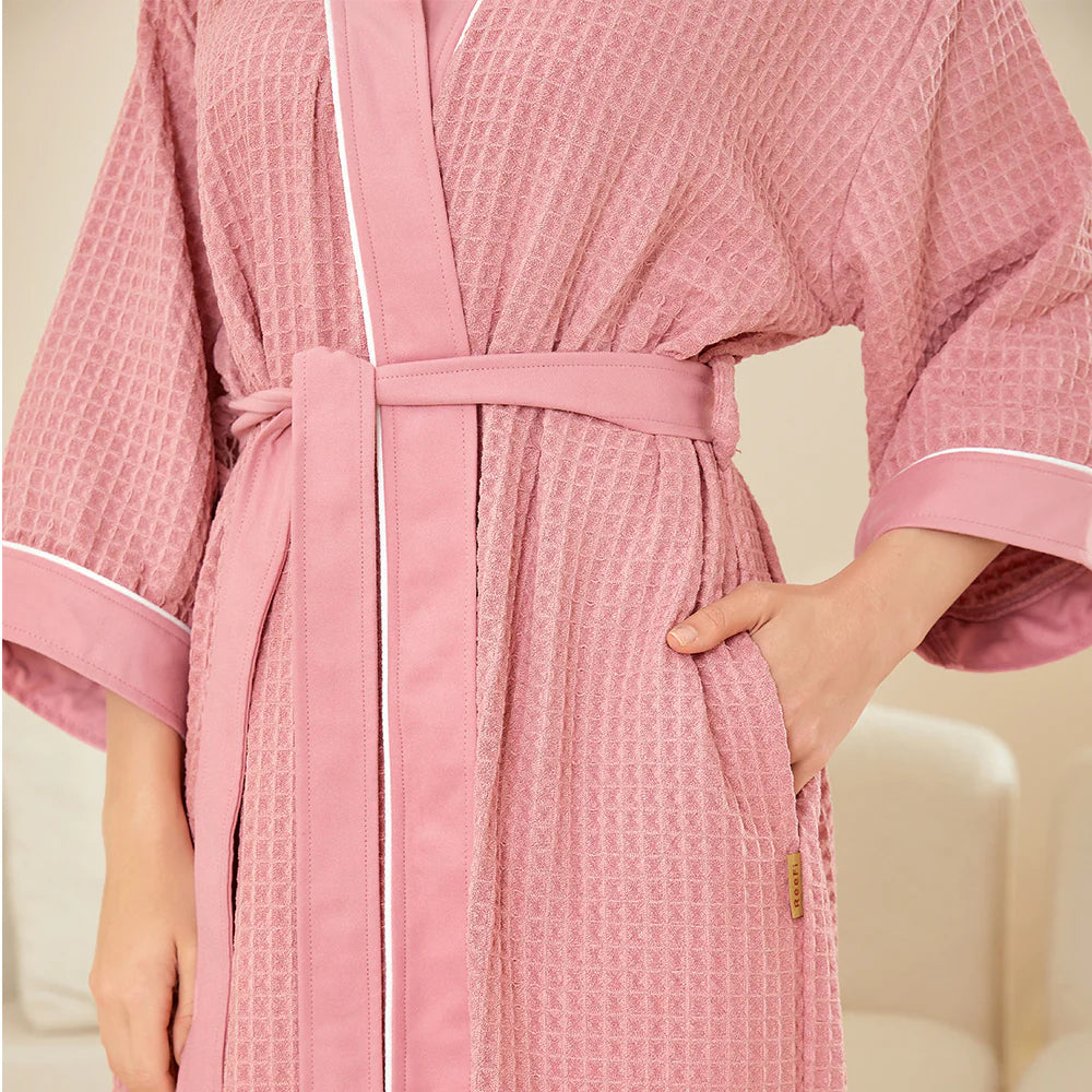 روب حمّام مقاس XL بلون وردي